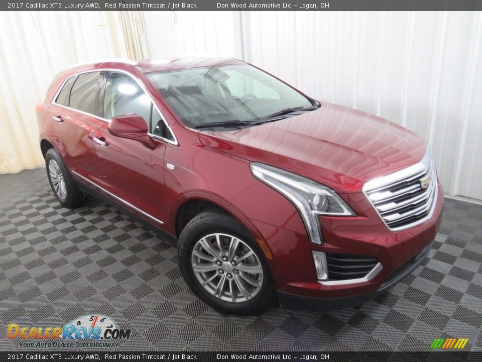 2017 Cadillac XT5 Luxury AWD Red Passion Tintcoat / Jet Black Photo #5