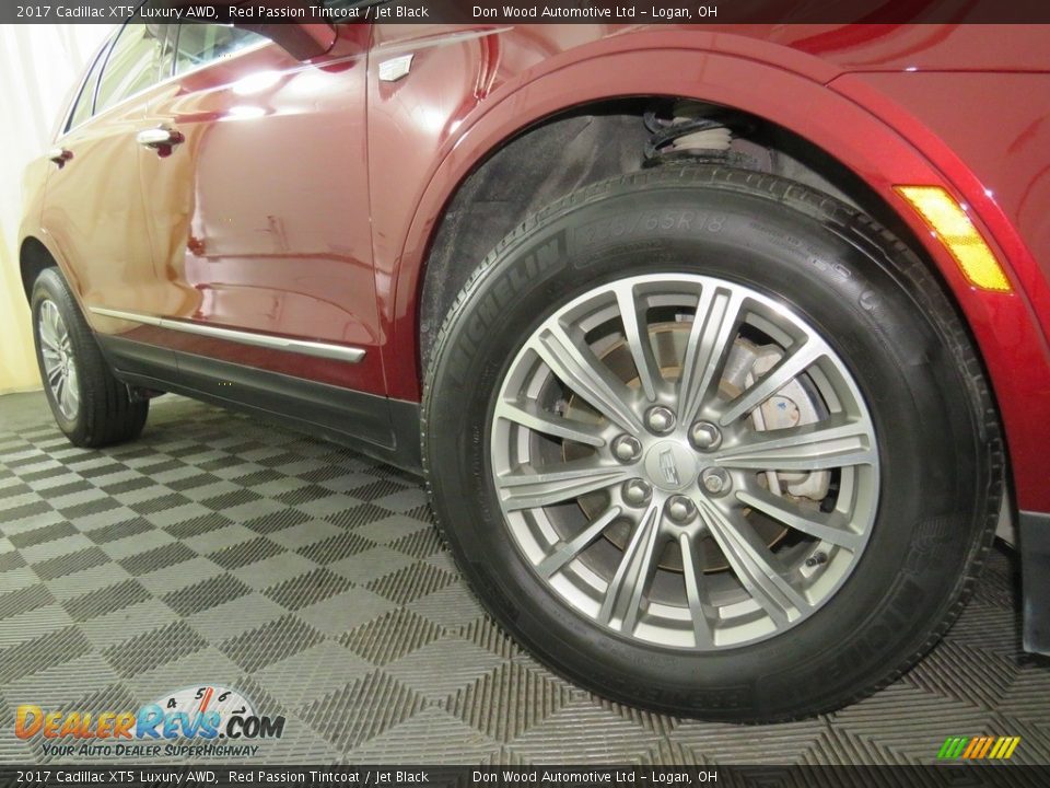 2017 Cadillac XT5 Luxury AWD Red Passion Tintcoat / Jet Black Photo #6