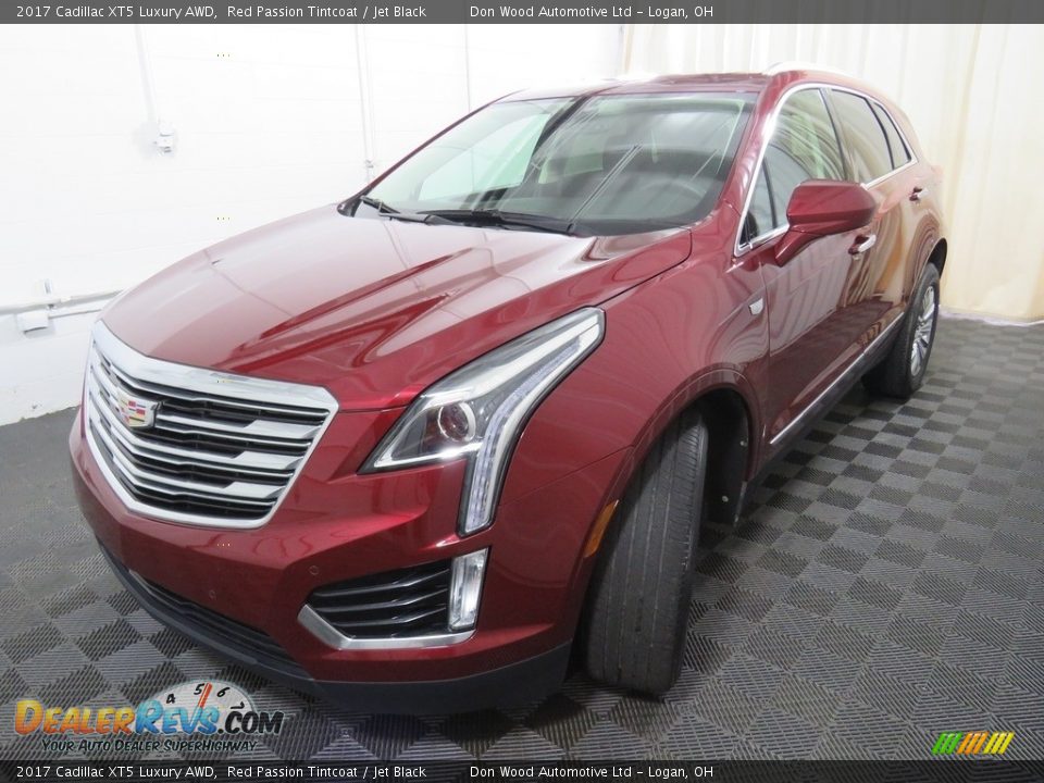 2017 Cadillac XT5 Luxury AWD Red Passion Tintcoat / Jet Black Photo #10