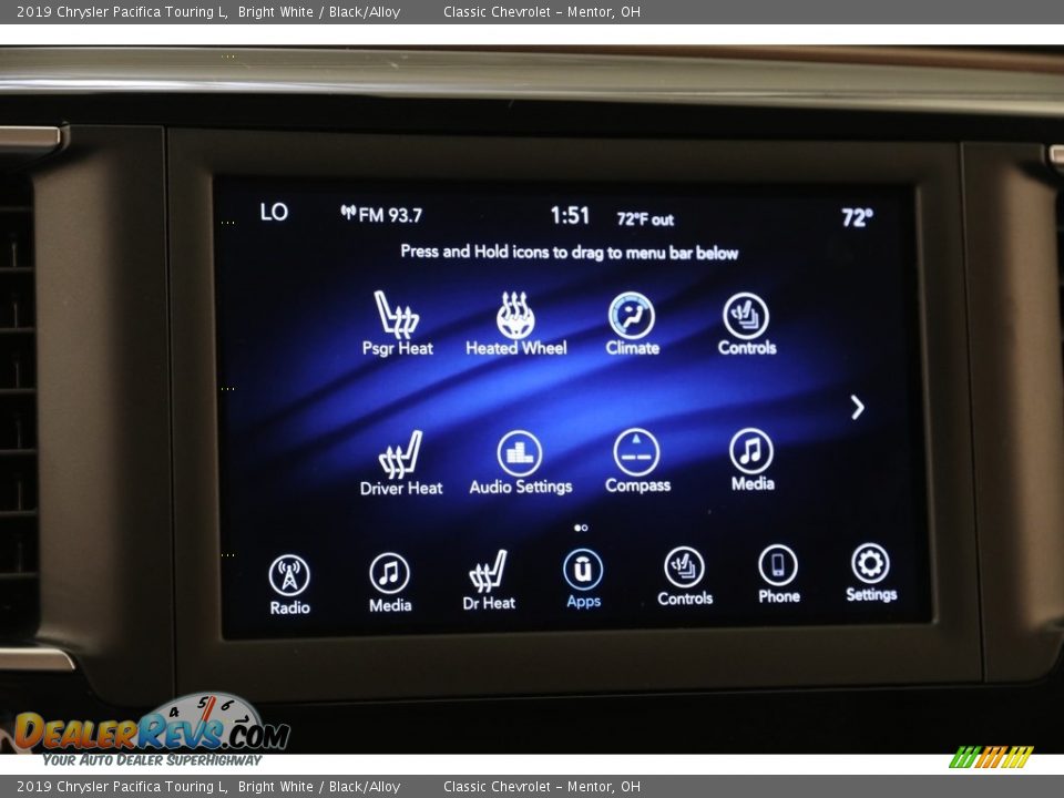 2019 Chrysler Pacifica Touring L Bright White / Black/Alloy Photo #10