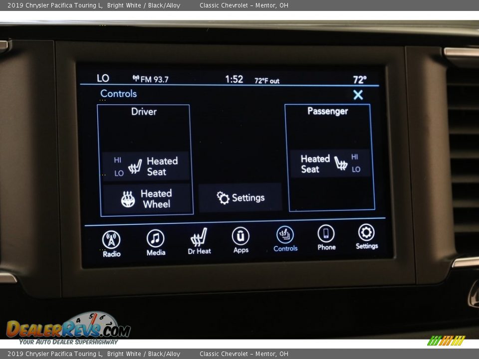 2019 Chrysler Pacifica Touring L Bright White / Black/Alloy Photo #11