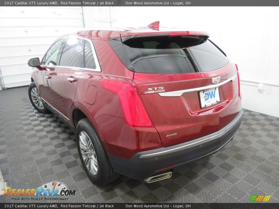 2017 Cadillac XT5 Luxury AWD Red Passion Tintcoat / Jet Black Photo #13