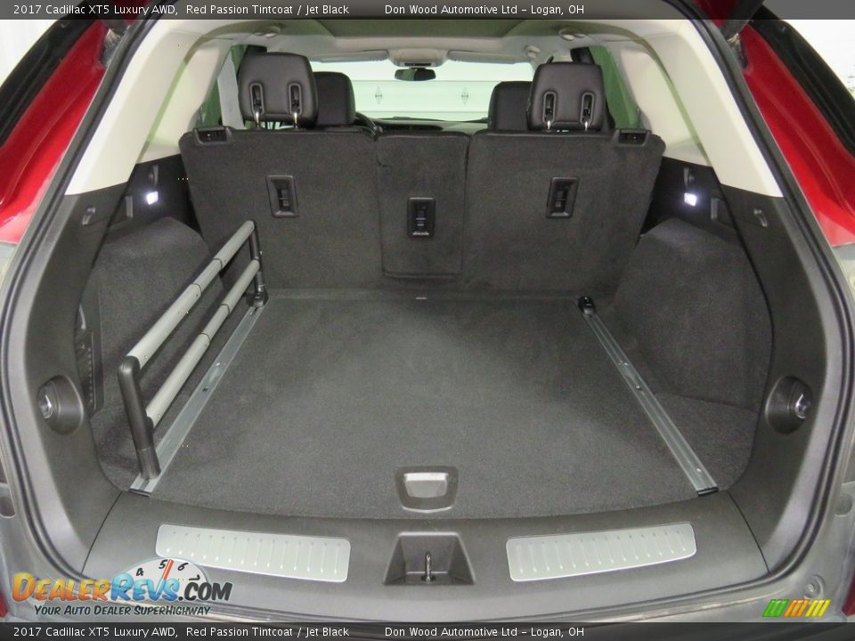 2017 Cadillac XT5 Luxury AWD Red Passion Tintcoat / Jet Black Photo #16