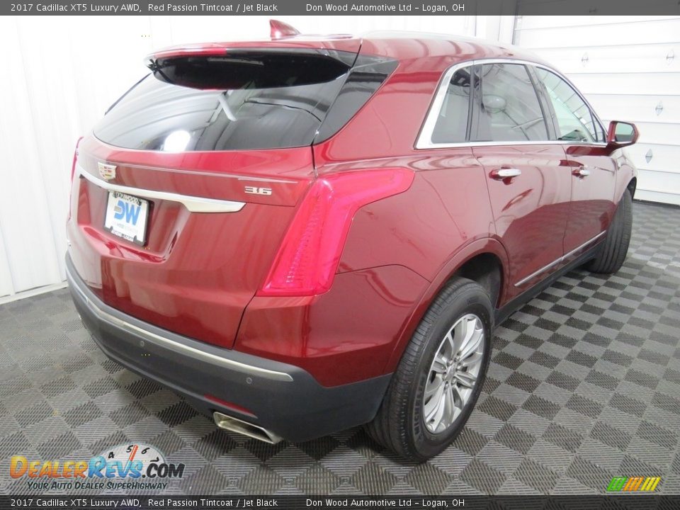 2017 Cadillac XT5 Luxury AWD Red Passion Tintcoat / Jet Black Photo #18