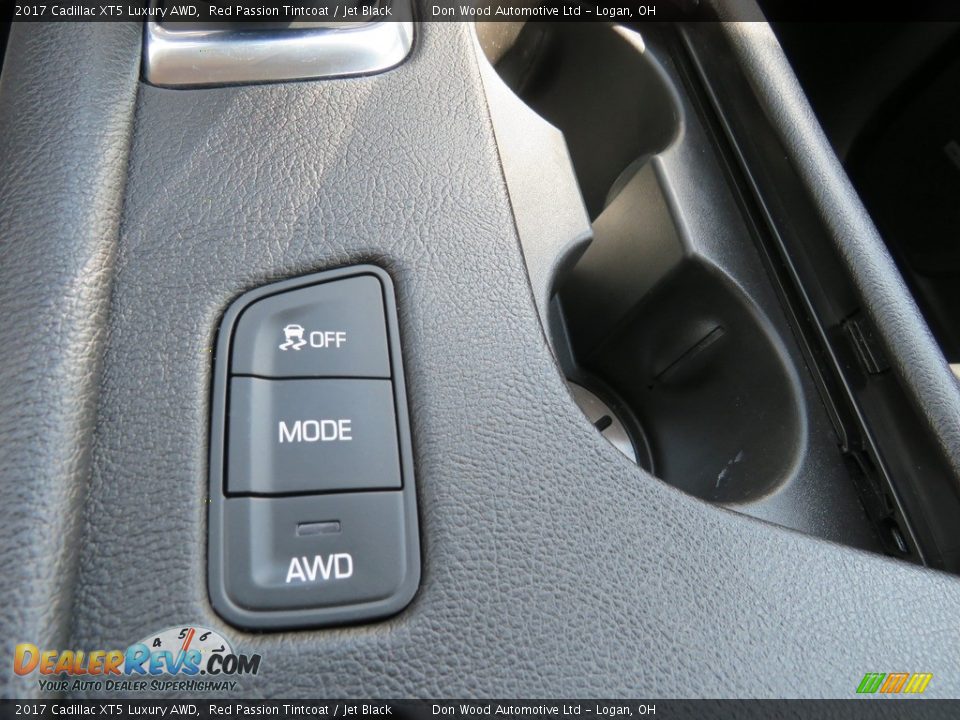 2017 Cadillac XT5 Luxury AWD Red Passion Tintcoat / Jet Black Photo #31