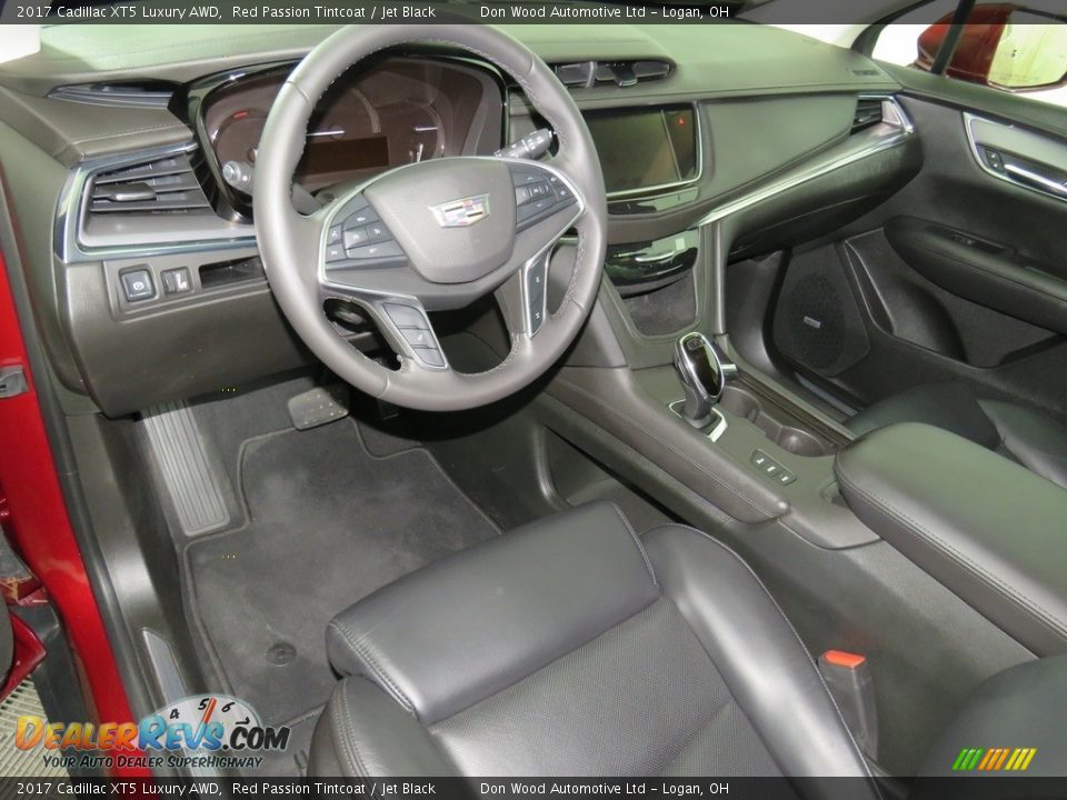 2017 Cadillac XT5 Luxury AWD Red Passion Tintcoat / Jet Black Photo #34