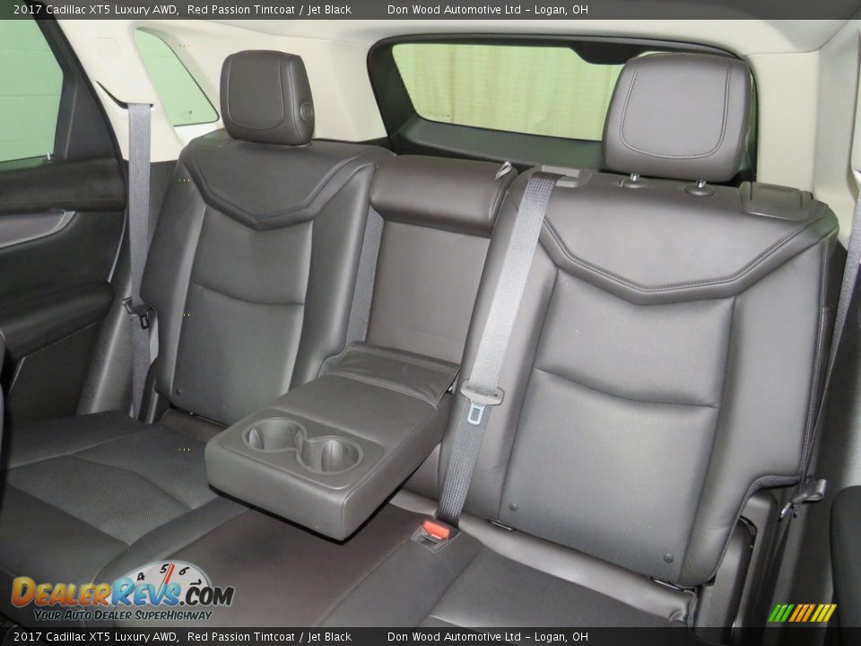 2017 Cadillac XT5 Luxury AWD Red Passion Tintcoat / Jet Black Photo #35