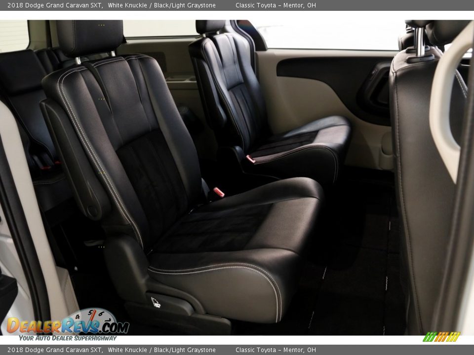 2018 Dodge Grand Caravan SXT White Knuckle / Black/Light Graystone Photo #17