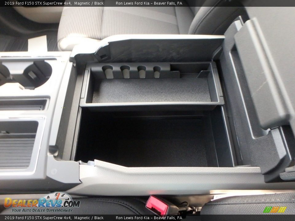 2019 Ford F150 STX SuperCrew 4x4 Magnetic / Black Photo #20