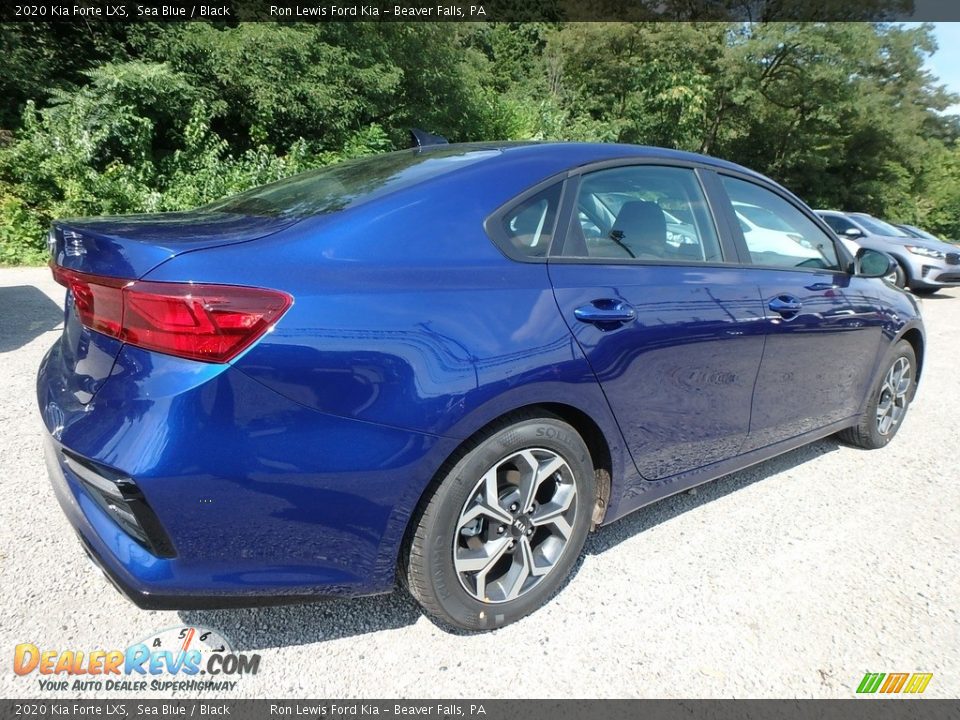 2020 Kia Forte LXS Sea Blue / Black Photo #2