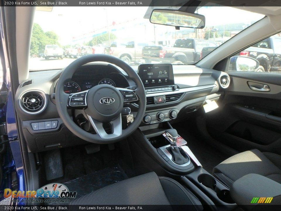Front Seat of 2020 Kia Forte LXS Photo #14