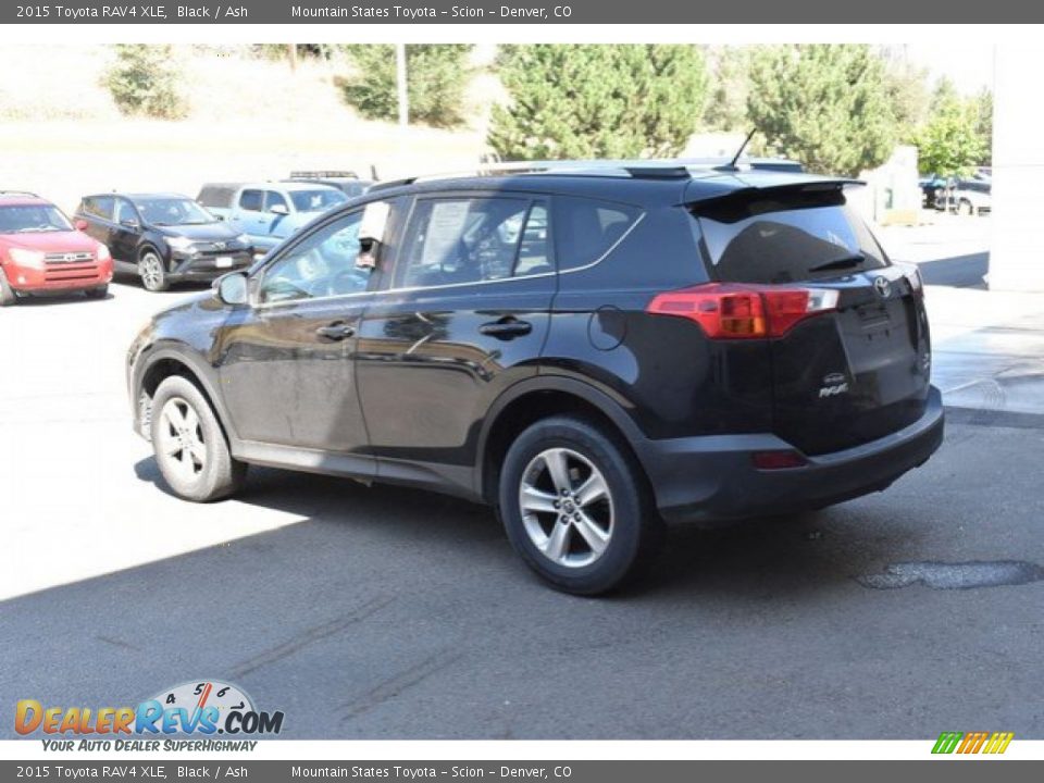 2015 Toyota RAV4 XLE Black / Ash Photo #4