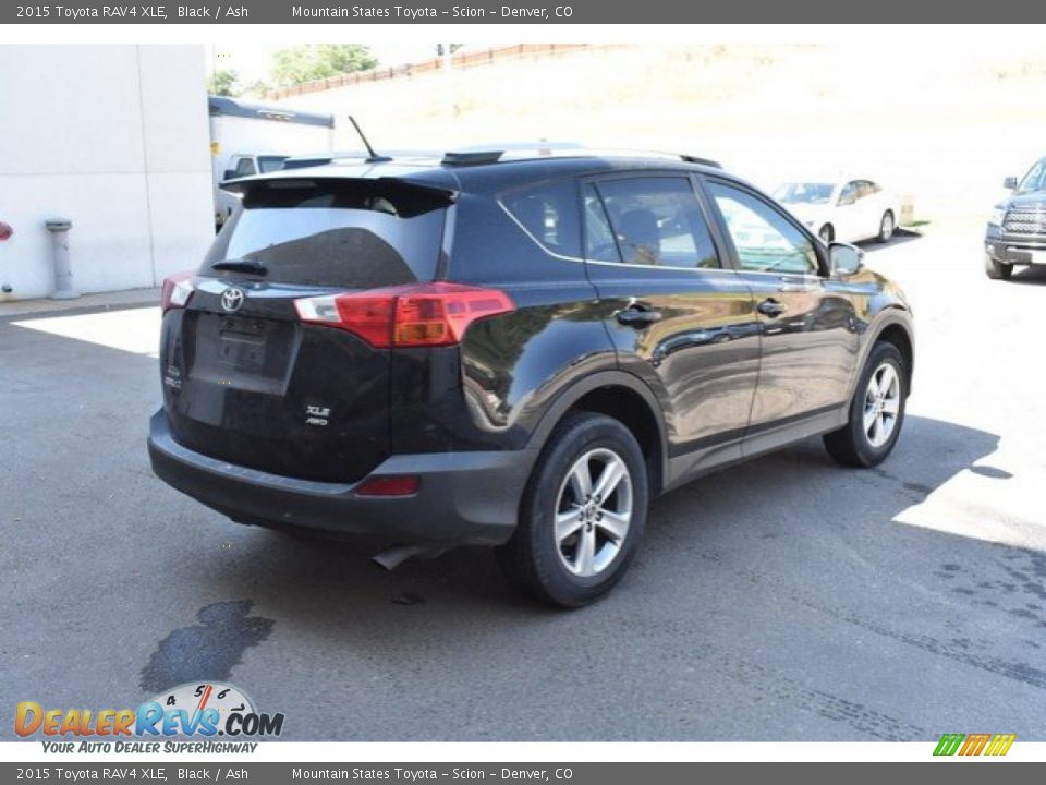 2015 Toyota RAV4 XLE Black / Ash Photo #6