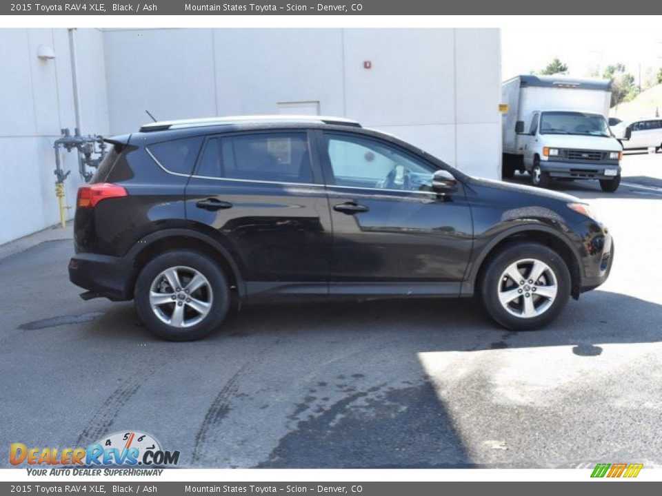 2015 Toyota RAV4 XLE Black / Ash Photo #7