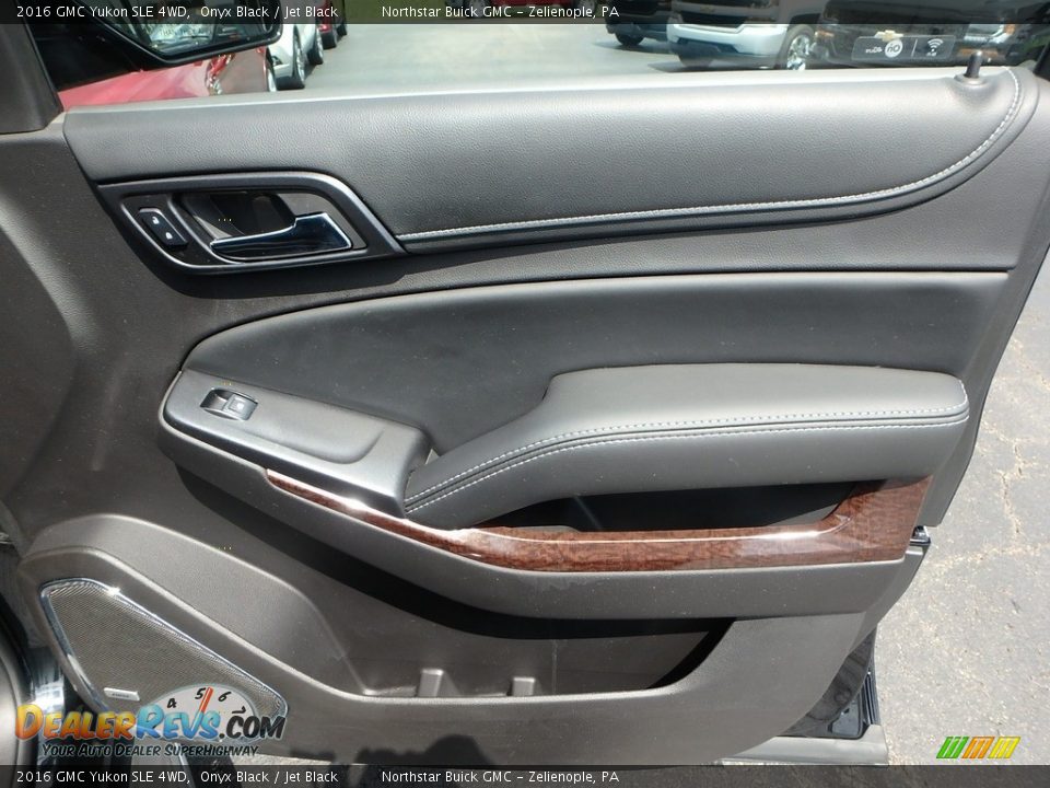 2016 GMC Yukon SLE 4WD Onyx Black / Jet Black Photo #7