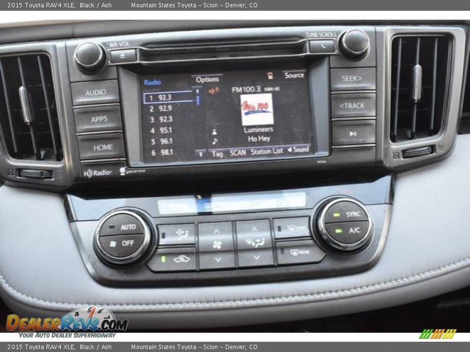 2015 Toyota RAV4 XLE Black / Ash Photo #11