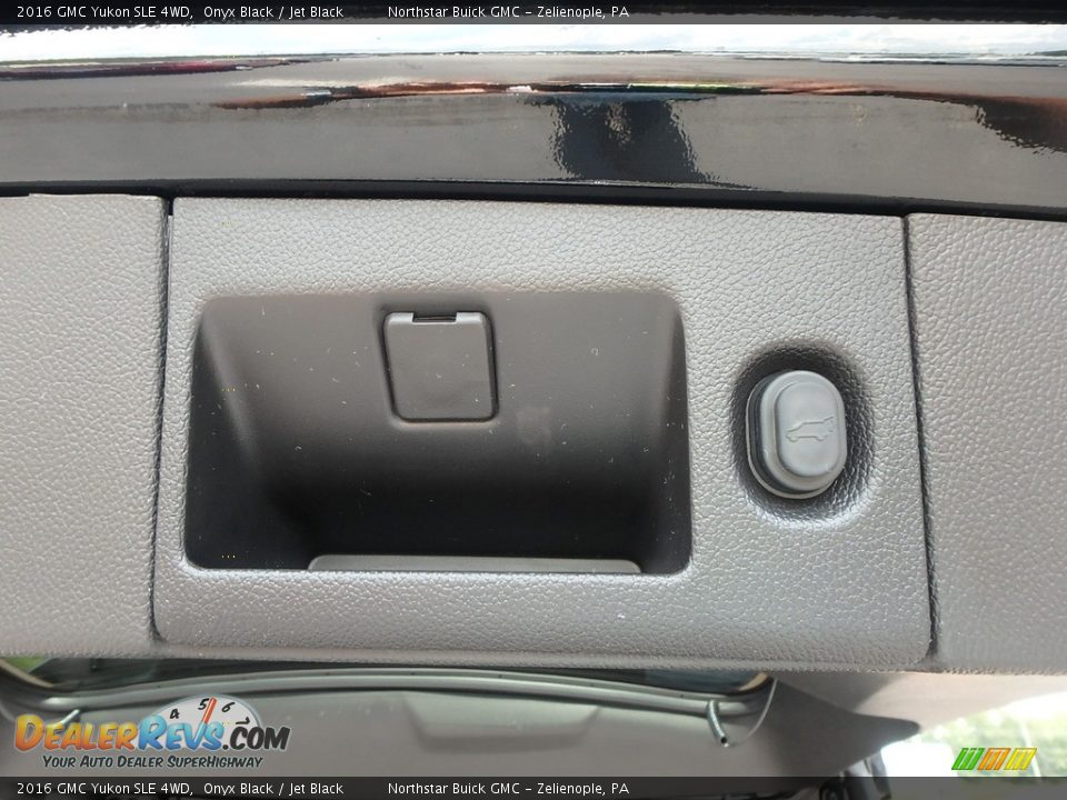 2016 GMC Yukon SLE 4WD Onyx Black / Jet Black Photo #13