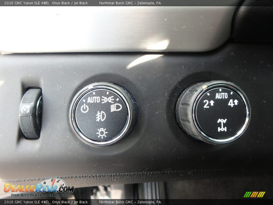 2016 GMC Yukon SLE 4WD Onyx Black / Jet Black Photo #25