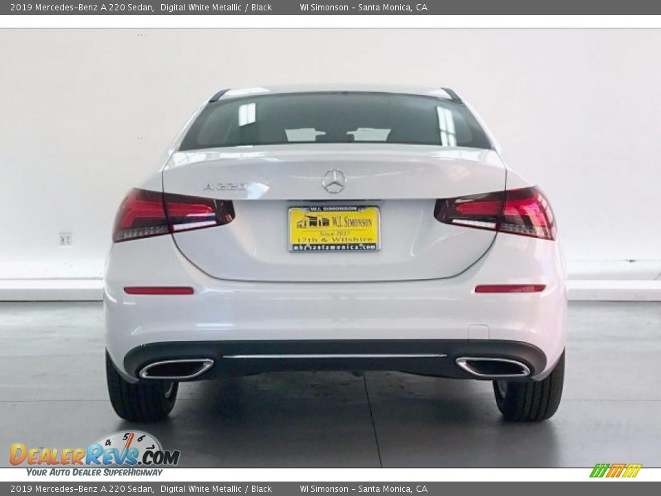 2019 Mercedes-Benz A 220 Sedan Digital White Metallic / Black Photo #3