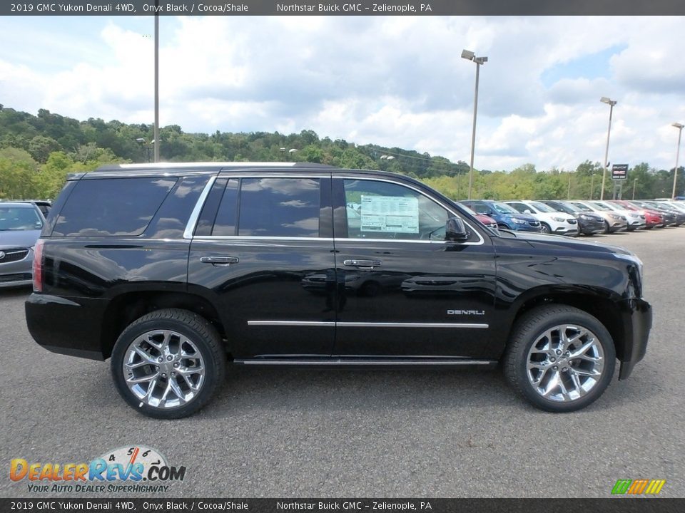 2019 GMC Yukon Denali 4WD Onyx Black / Cocoa/Shale Photo #4