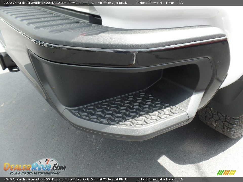 2020 Chevrolet Silverado 2500HD Custom Crew Cab 4x4 Summit White / Jet Black Photo #16