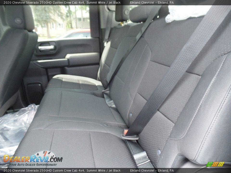 2020 Chevrolet Silverado 2500HD Custom Crew Cab 4x4 Summit White / Jet Black Photo #18