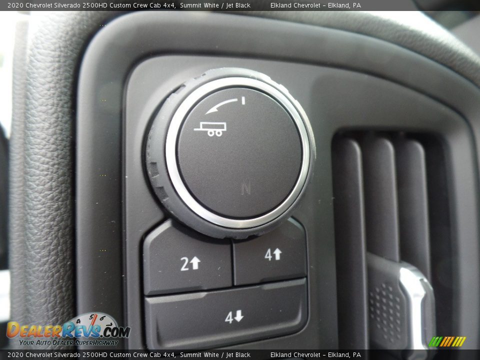 Controls of 2020 Chevrolet Silverado 2500HD Custom Crew Cab 4x4 Photo #24