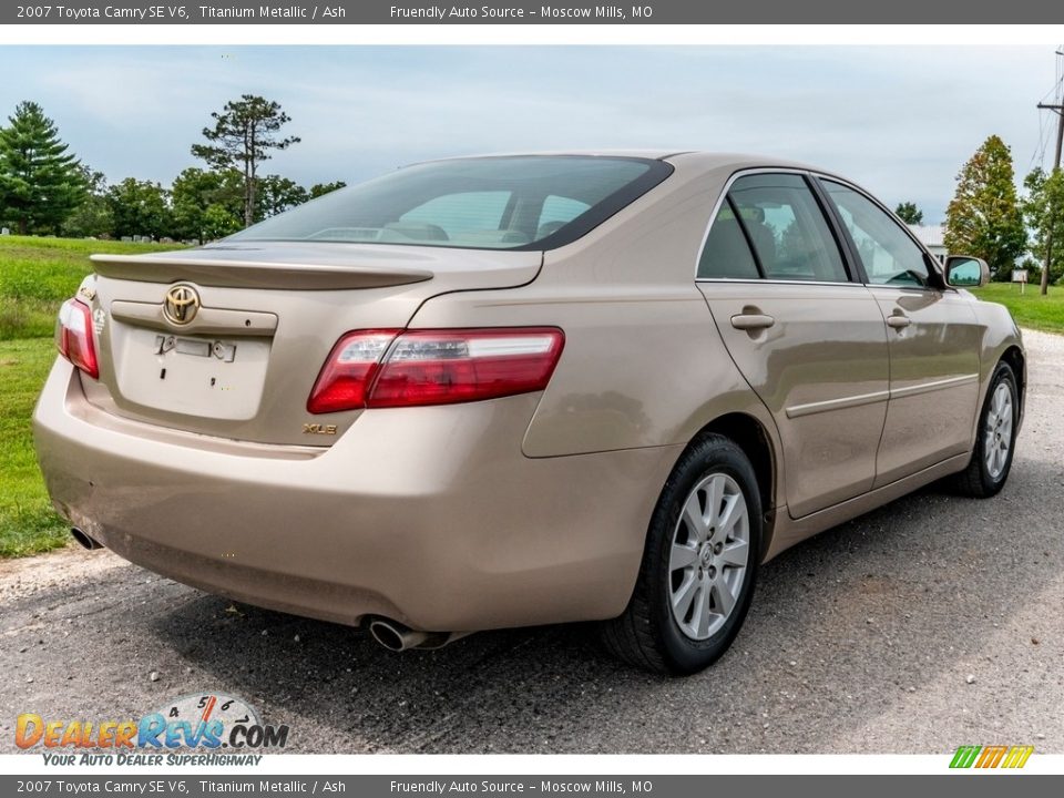 2007 Toyota Camry SE V6 Titanium Metallic / Ash Photo #4