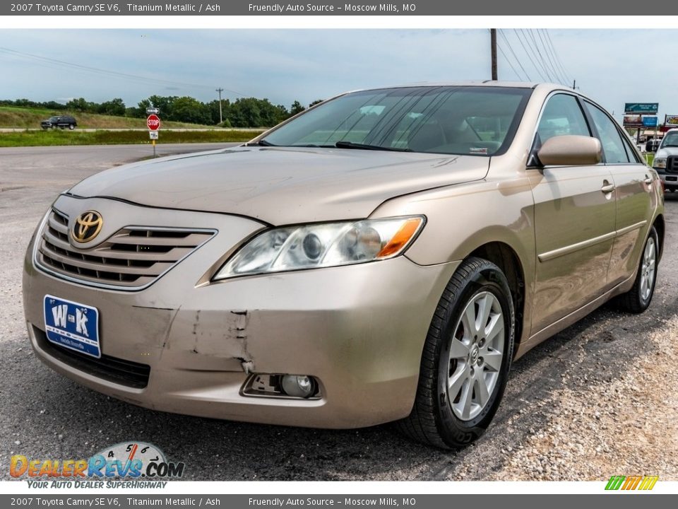 2007 Toyota Camry SE V6 Titanium Metallic / Ash Photo #8