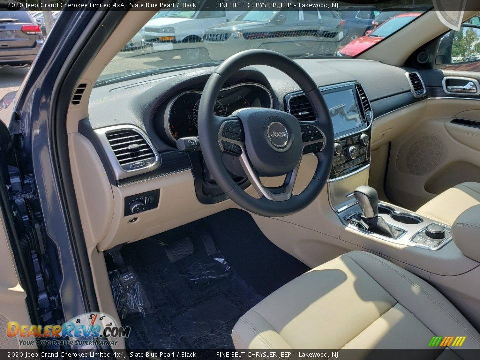 Front Seat of 2020 Jeep Grand Cherokee Limited 4x4 Photo #7