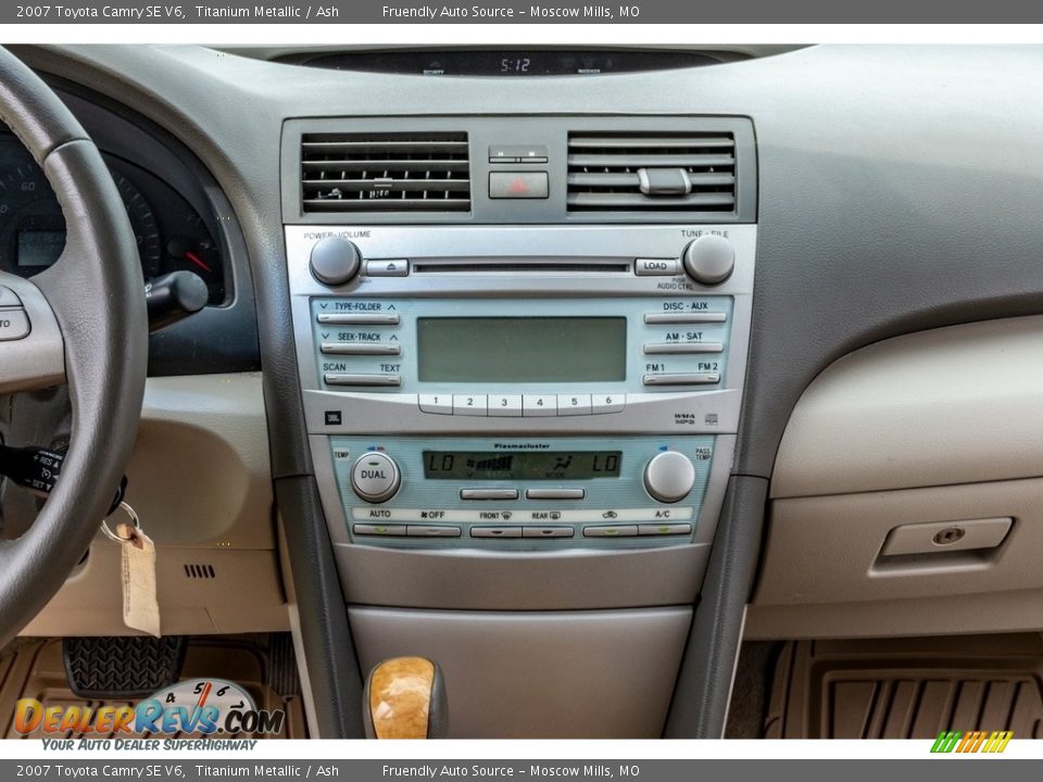 2007 Toyota Camry SE V6 Titanium Metallic / Ash Photo #25