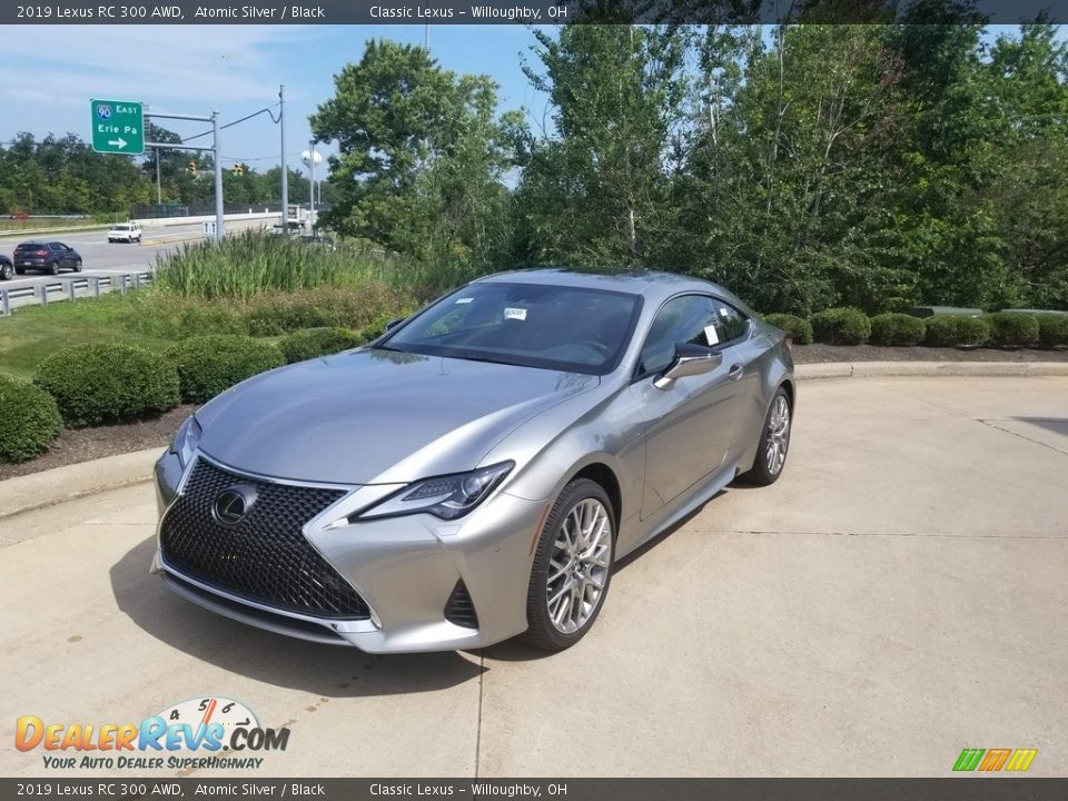 Front 3/4 View of 2019 Lexus RC 300 AWD Photo #1