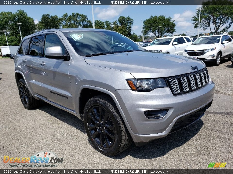 Front 3/4 View of 2020 Jeep Grand Cherokee Altitude 4x4 Photo #1