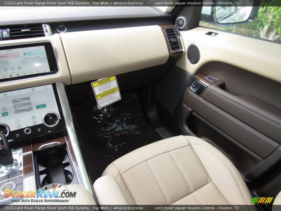 Dashboard of 2020 Land Rover Range Rover Sport HSE Dynamic Photo #15