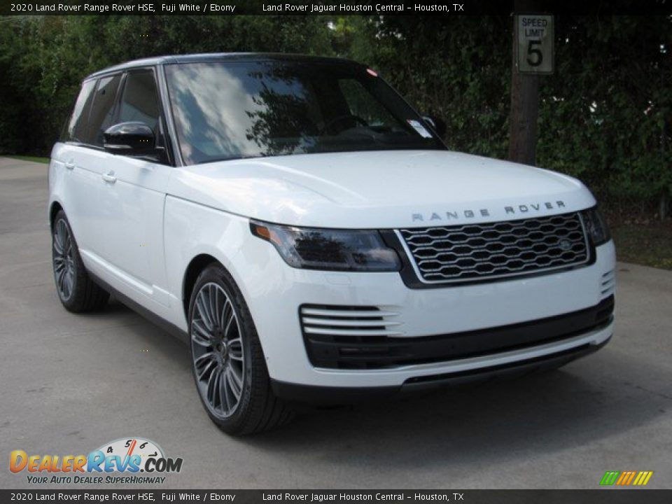 Front 3/4 View of 2020 Land Rover Range Rover HSE Photo #2