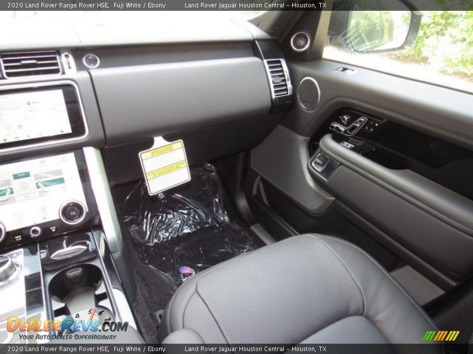 Dashboard of 2020 Land Rover Range Rover HSE Photo #15