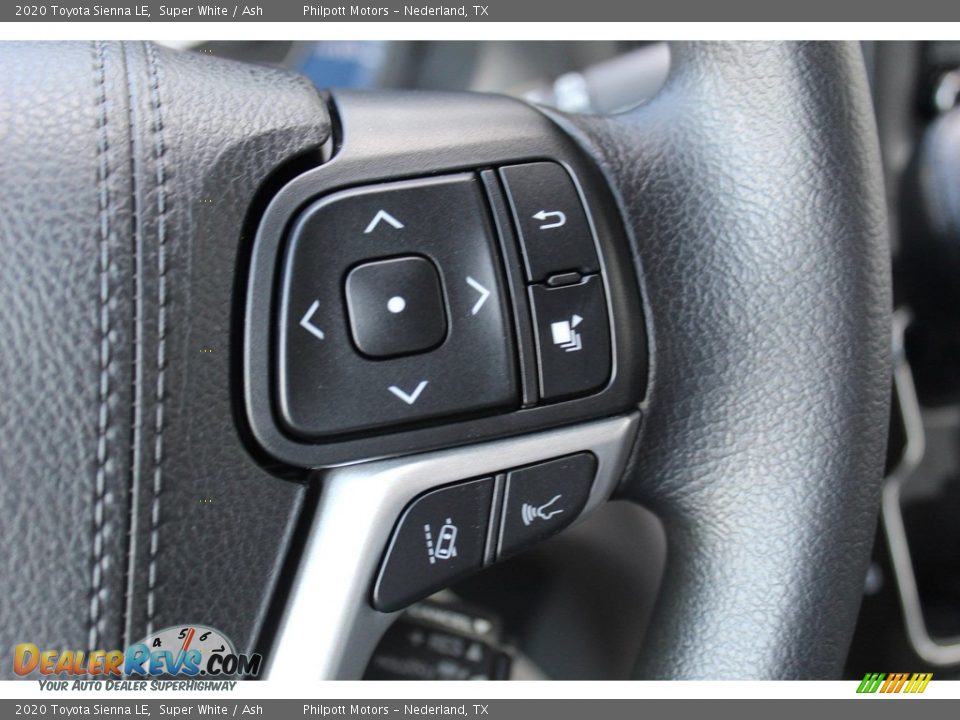 2020 Toyota Sienna LE Super White / Ash Photo #13