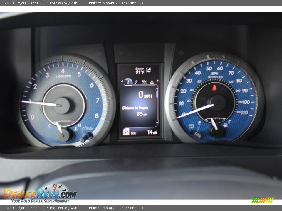 2020 Toyota Sienna LE Super White / Ash Photo #14