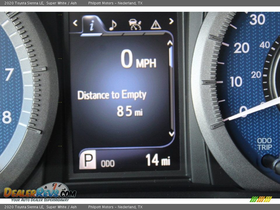 2020 Toyota Sienna LE Super White / Ash Photo #15