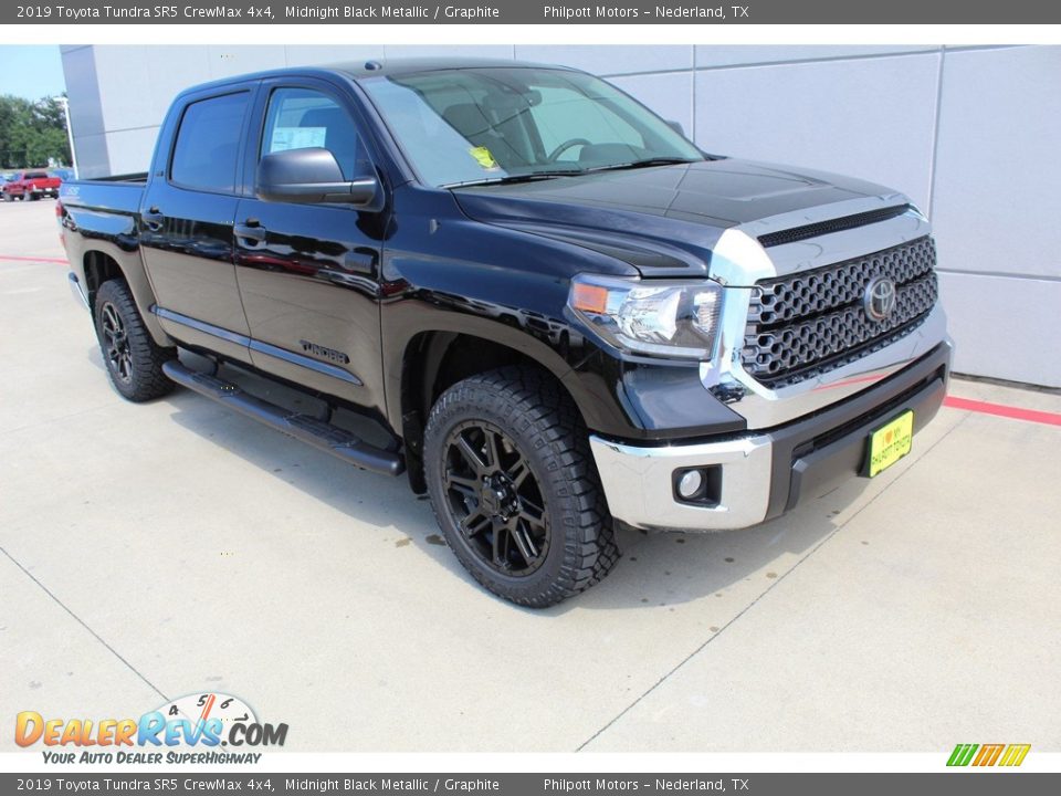 2019 Toyota Tundra SR5 CrewMax 4x4 Midnight Black Metallic / Graphite Photo #2