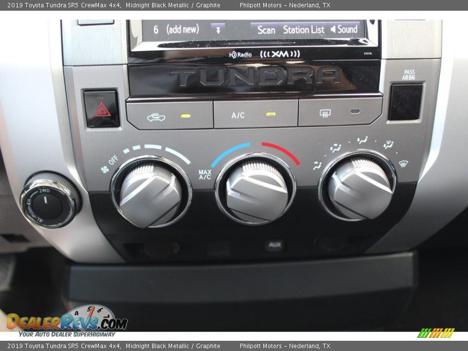 2019 Toyota Tundra SR5 CrewMax 4x4 Midnight Black Metallic / Graphite Photo #16
