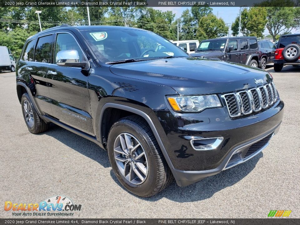 Front 3/4 View of 2020 Jeep Grand Cherokee Limited 4x4 Photo #1