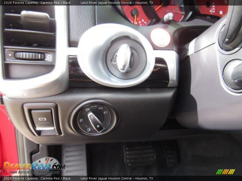 2016 Porsche Cayenne Carmine Red / Black Photo #30