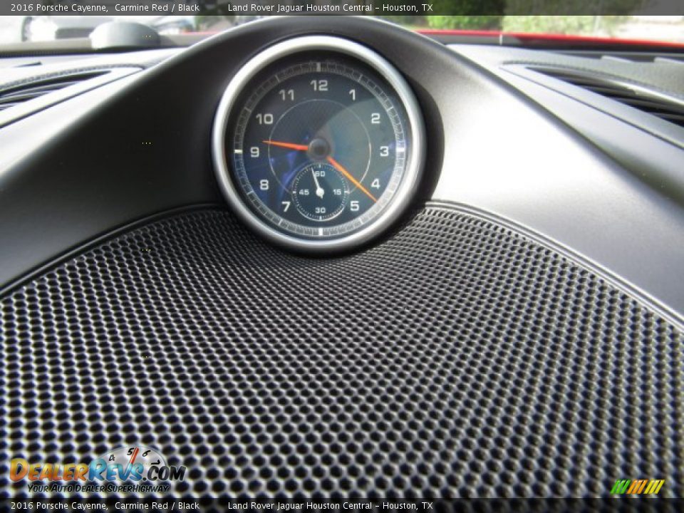 2016 Porsche Cayenne Carmine Red / Black Photo #34