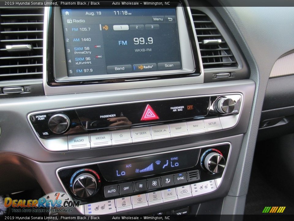 2019 Hyundai Sonata Limited Phantom Black / Black Photo #18