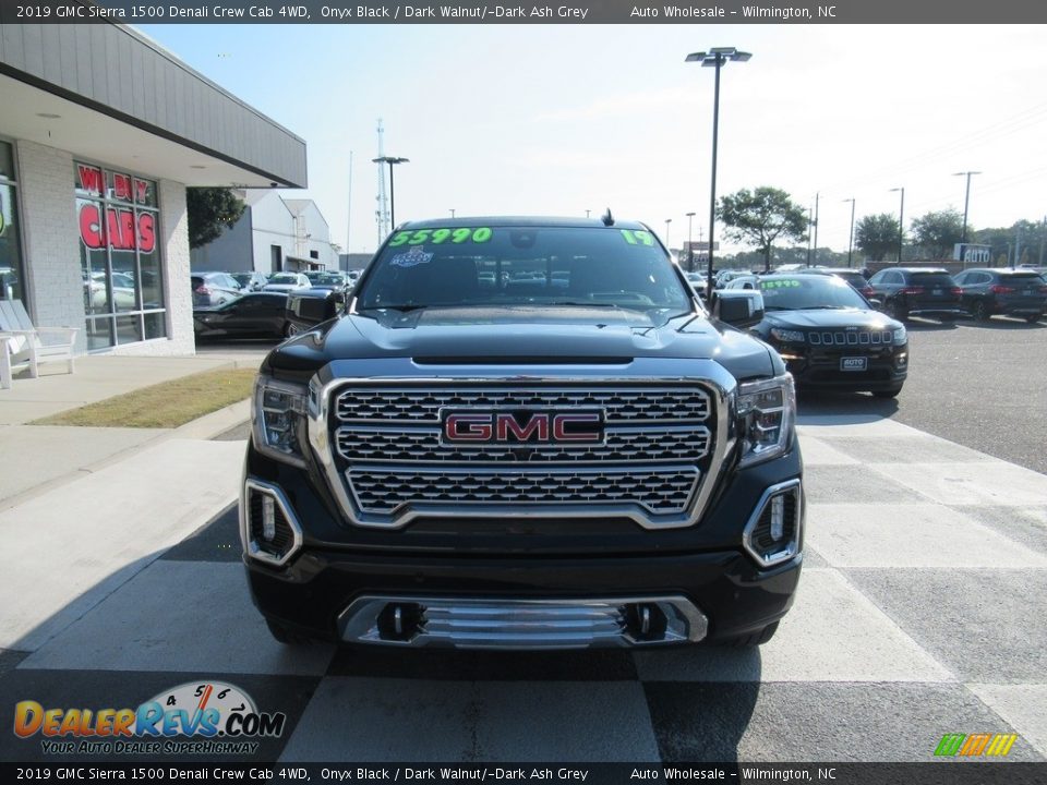 2019 GMC Sierra 1500 Denali Crew Cab 4WD Onyx Black / Dark Walnut/­Dark Ash Grey Photo #2