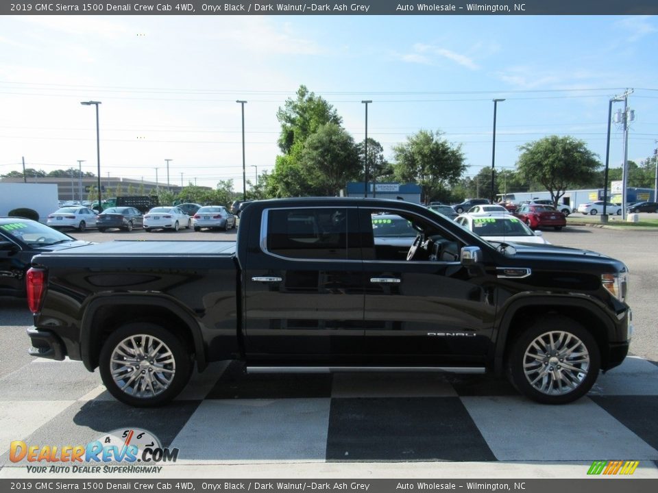 2019 GMC Sierra 1500 Denali Crew Cab 4WD Onyx Black / Dark Walnut/­Dark Ash Grey Photo #3