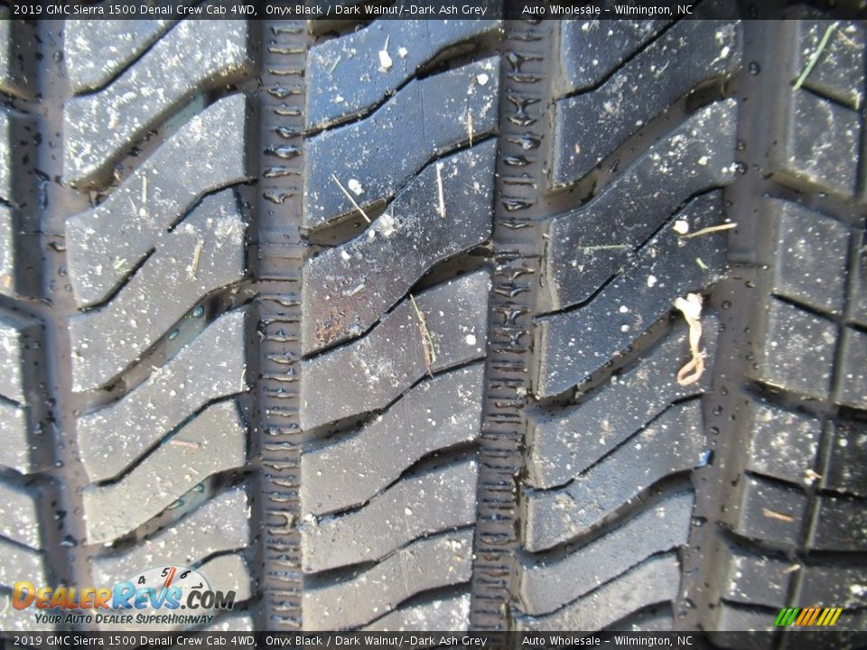 2019 GMC Sierra 1500 Denali Crew Cab 4WD Onyx Black / Dark Walnut/­Dark Ash Grey Photo #8