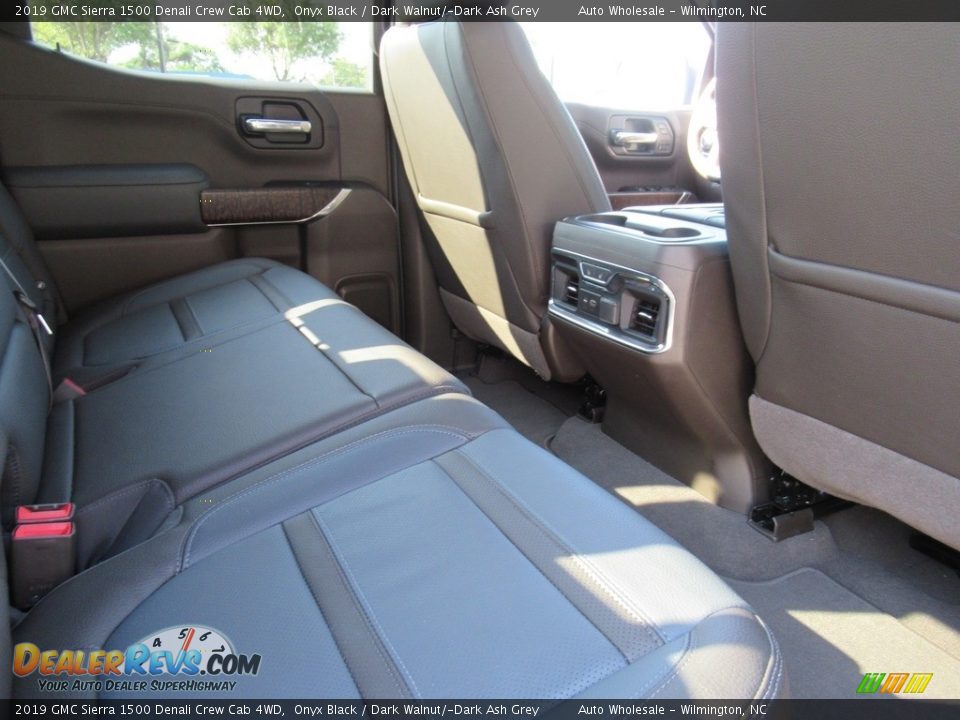 2019 GMC Sierra 1500 Denali Crew Cab 4WD Onyx Black / Dark Walnut/­Dark Ash Grey Photo #12