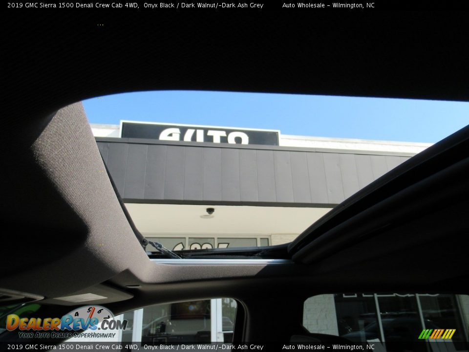 2019 GMC Sierra 1500 Denali Crew Cab 4WD Onyx Black / Dark Walnut/­Dark Ash Grey Photo #13